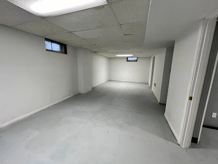 817 W Meadows Pl — Photo 18