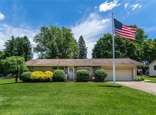 410 Cedar St N, East Canton, OH 44730