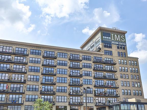 2nd image of 290 Market St Unit 801