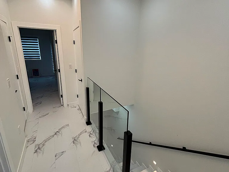 1046 Dumas Ave — Photo 16