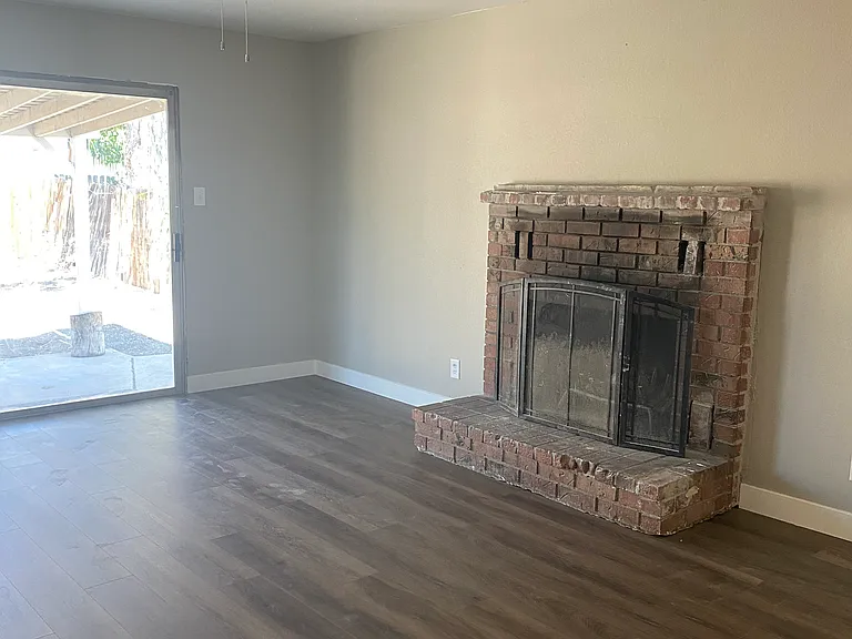 661 Ibis Ln — Photo 5