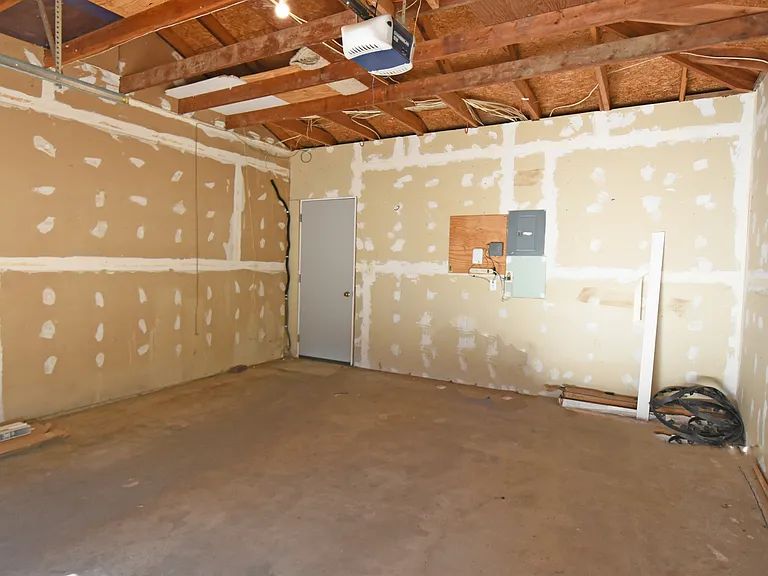 30 Bayberry Ln — Photo 14