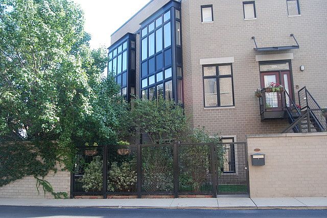 1st image of 2759 N Hermitage Ave