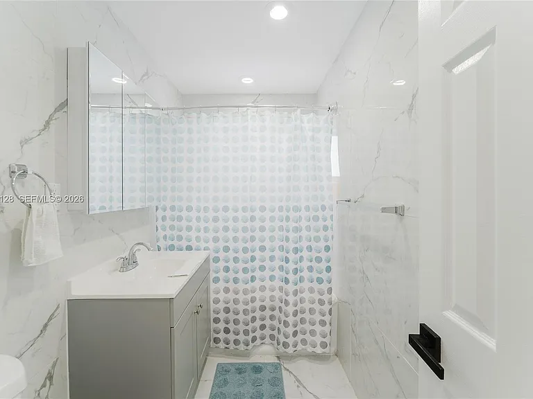 481 NE 51st St — Photo 24
