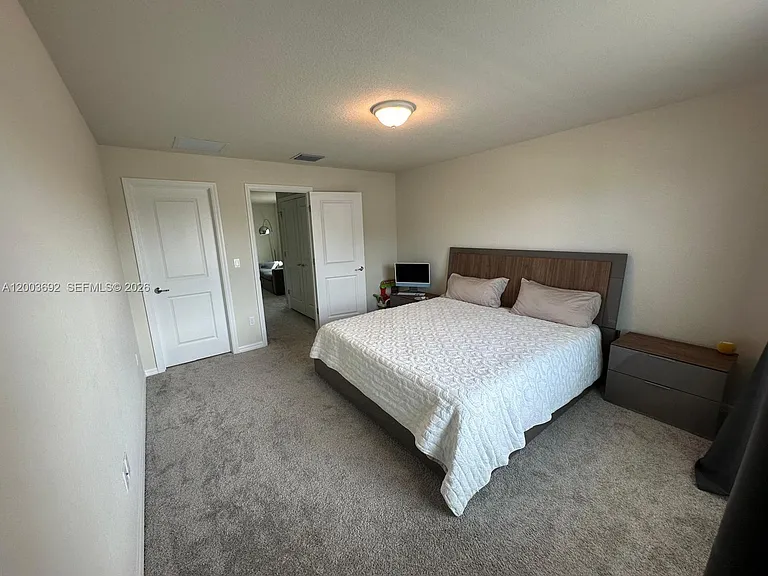 3235 Watercress Dr — Photo 8