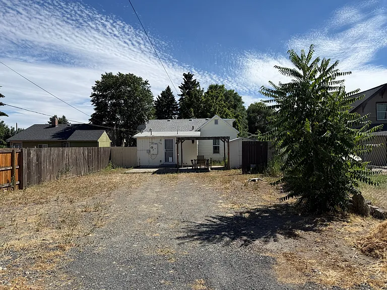 1307 Roosevelt Ave — Photo 41