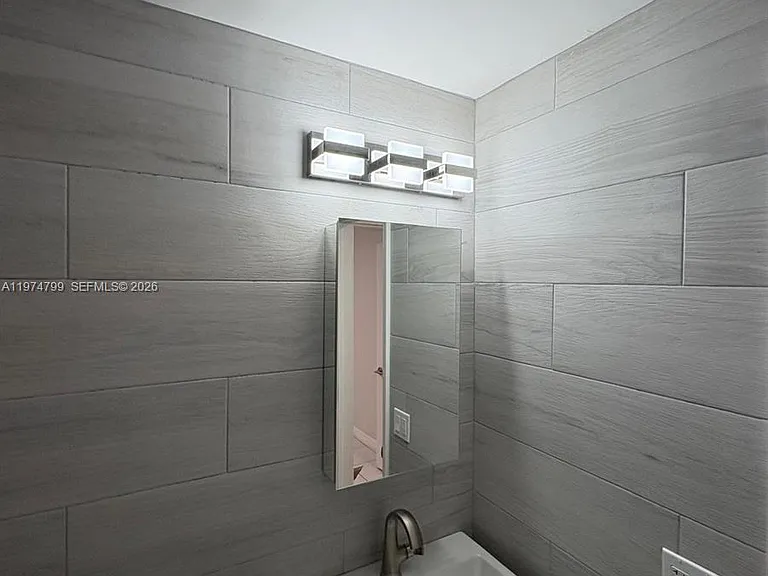 510 Santander Ave — Photo 11