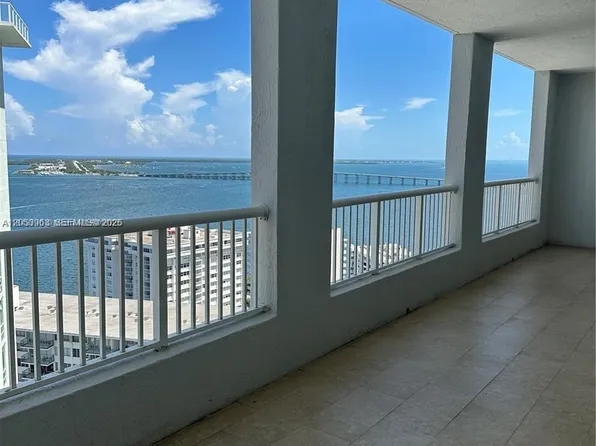 170 SE 14th St APT 2604, Miami, FL 33131