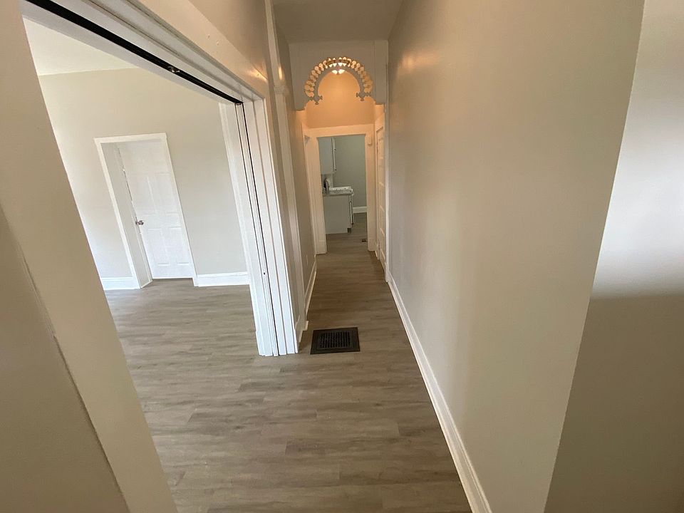 1st image of 505 California Ave Floor 1