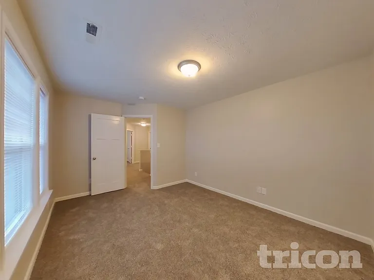 3338 Deerbrook Dr — Photo 12