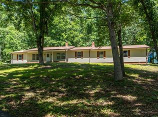 746 Calf Mountain Rd, Waynesboro, VA 22980