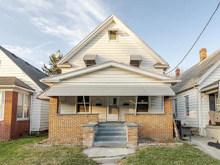 243 E Weber St #2 — Photo 2