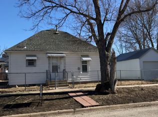 201 Court Ave, Ellsworth, KS 67439