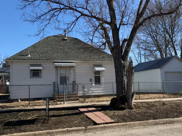 201 Court Ave, Ellsworth, KS 67439