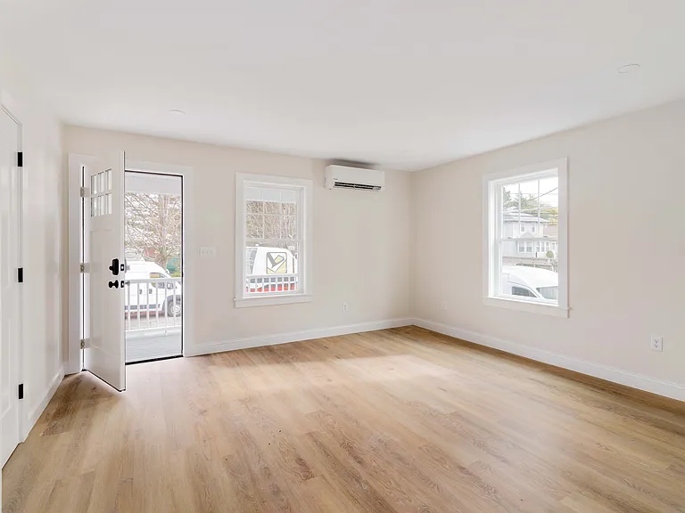 121 Fayette St #A — Photo 6