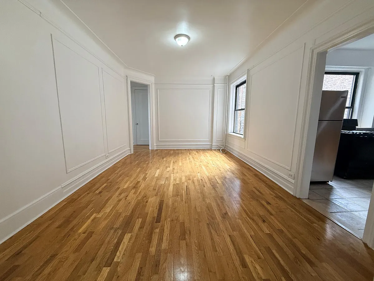 Building Photo - 620 W 172nd St #5F