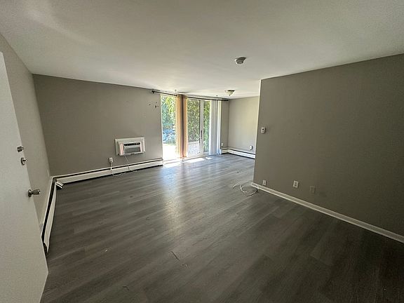 4th image of 100 E Glenolden Ave APT C5