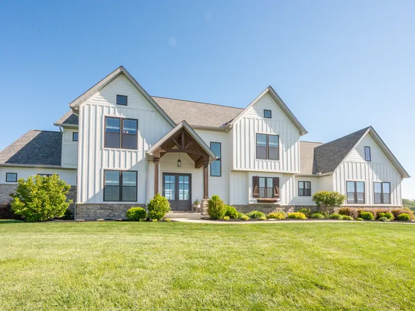 716 Creektrace Rd, Alexandria, KY 41001