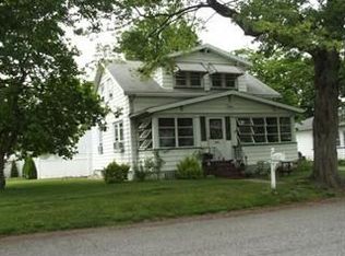 529 Hobson Ave, Saddle Brook, NJ 07663