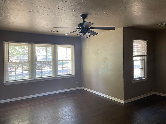 3rd image of 2316 McCracken Dr