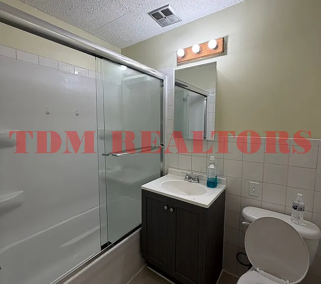 1913 Nebraska Ave #2 — Photo 14