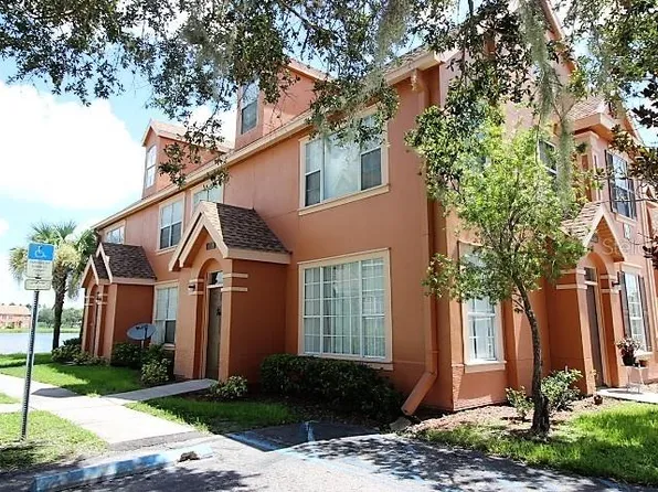 9738 Lake Chase Island Way, Tampa, FL 33626