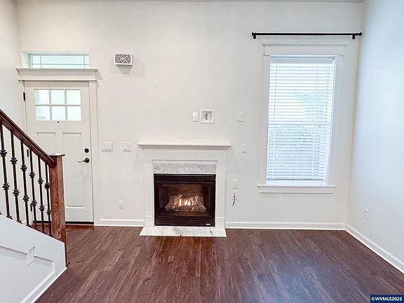 3rd image of 3420 Summerlinn Dr