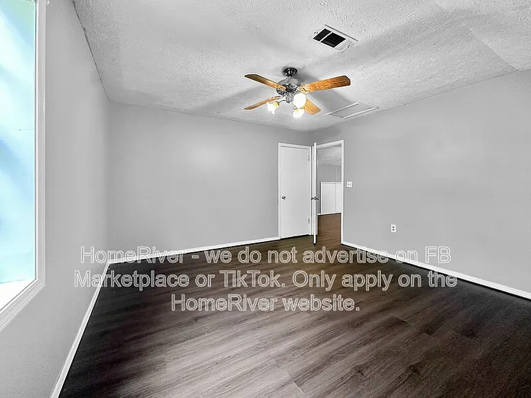 119 Elder St #D — Photo 7