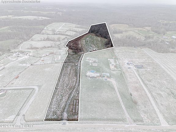 3rd image of 1 Grover Blaydes Rd