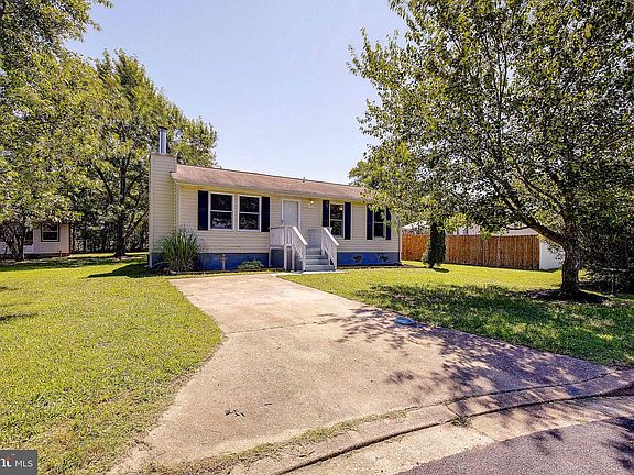 3rd image of 22210 Knight Ct