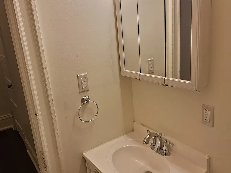 4855 Northland Ave #1 — Photo 8