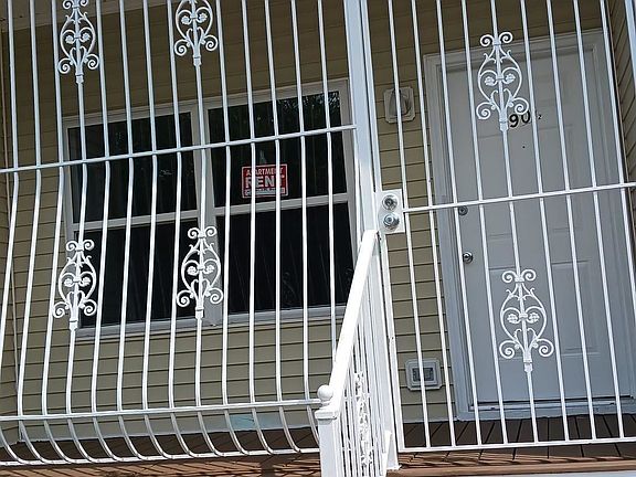 2nd image of 90.5 Woodward St #1