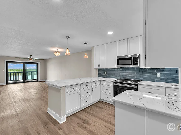 821 Bahia Del Sol Dr #B — Photo 5