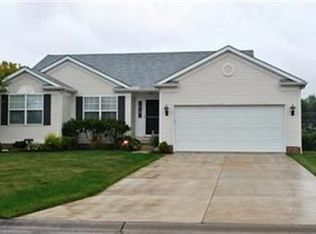 6524 Carriage Lane Ave NE, Canton, OH 44721