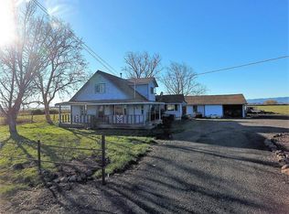 2820 Ball Rd, Eagle Pt, OR 97524