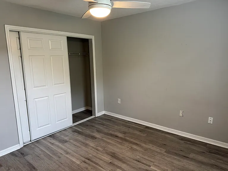 6013 NW 41st Ln — Photo 11