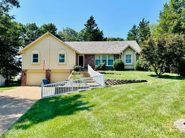 1704 Westport Ct, Jefferson City, MO 65109