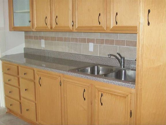 2nd image of 6537 Stafford Ave