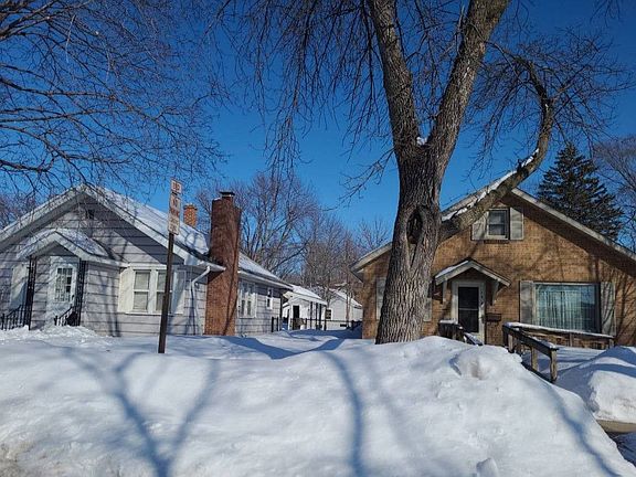 2nd image of 104 18th Ave N