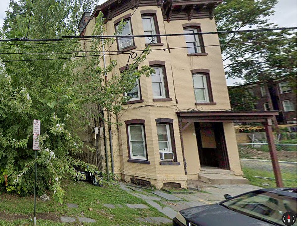 1st image of 106 Washington St #1
