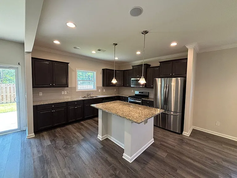 377 Baymont Dr — Photo 9