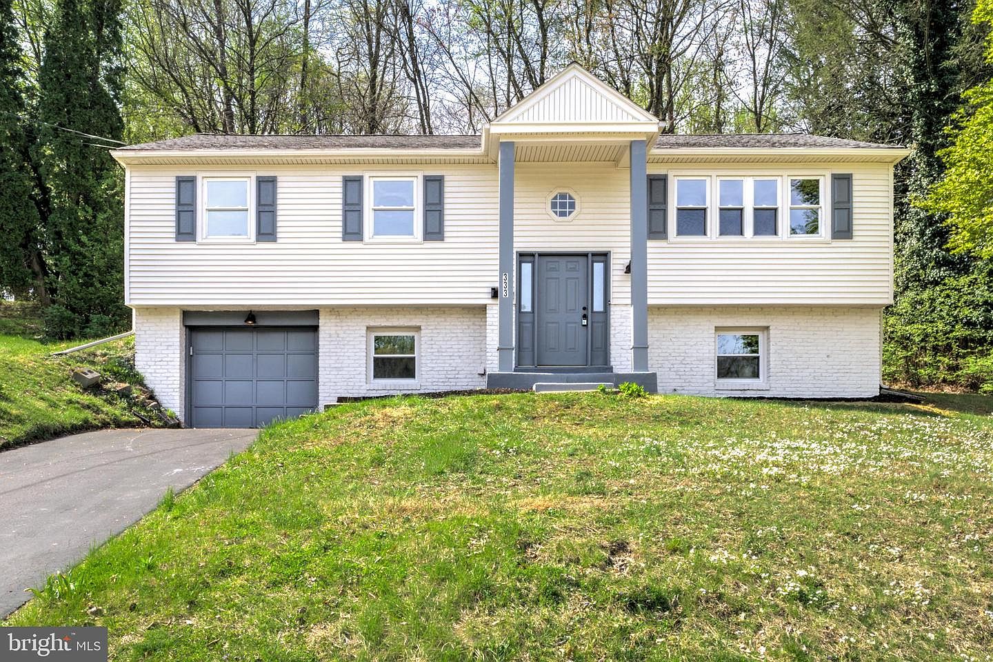 333 Golf Hills Rd, Havertown, PA 19083 | MLS #PADE2112978 | Zillow