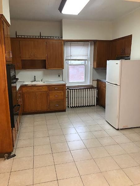 1st image of 2521 126th St Floor 2