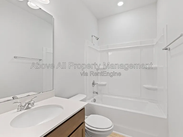 141 Blue Melody Ave — Photo 32