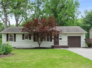 711 W 90th St, Kansas City, MO 64114