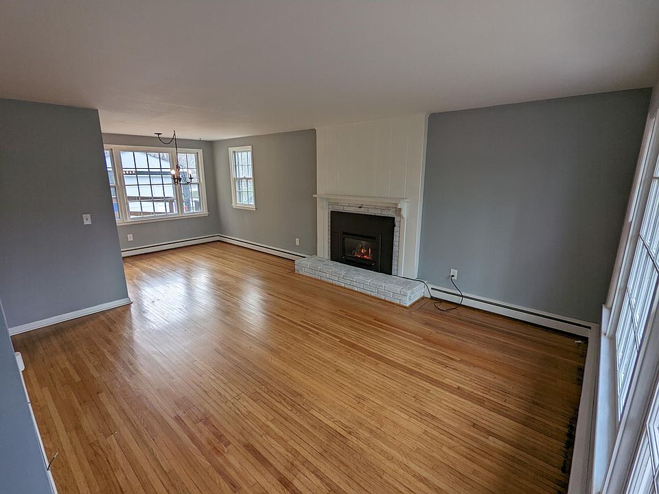2205 Dodge Rd, East Amherst, NY 14051 Zillow