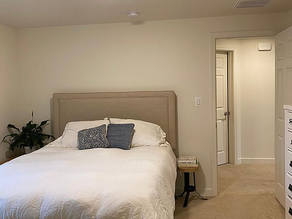 3rd image of 818 21st St S APT 3