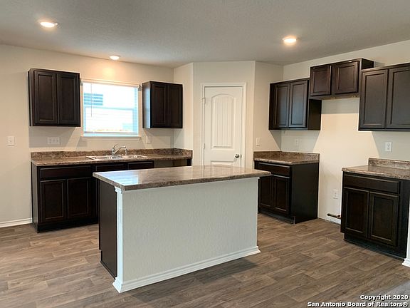 4th image of 11903 Honey Creek Dr