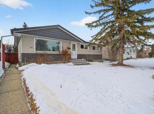 8328 164th St NW, Edmonton, AB T5R2P8