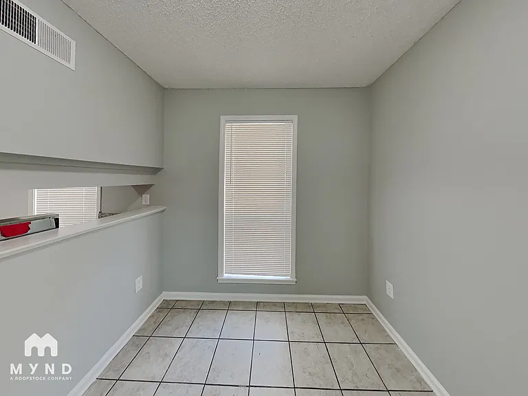 6919 Glenwick Dr — Photo 10